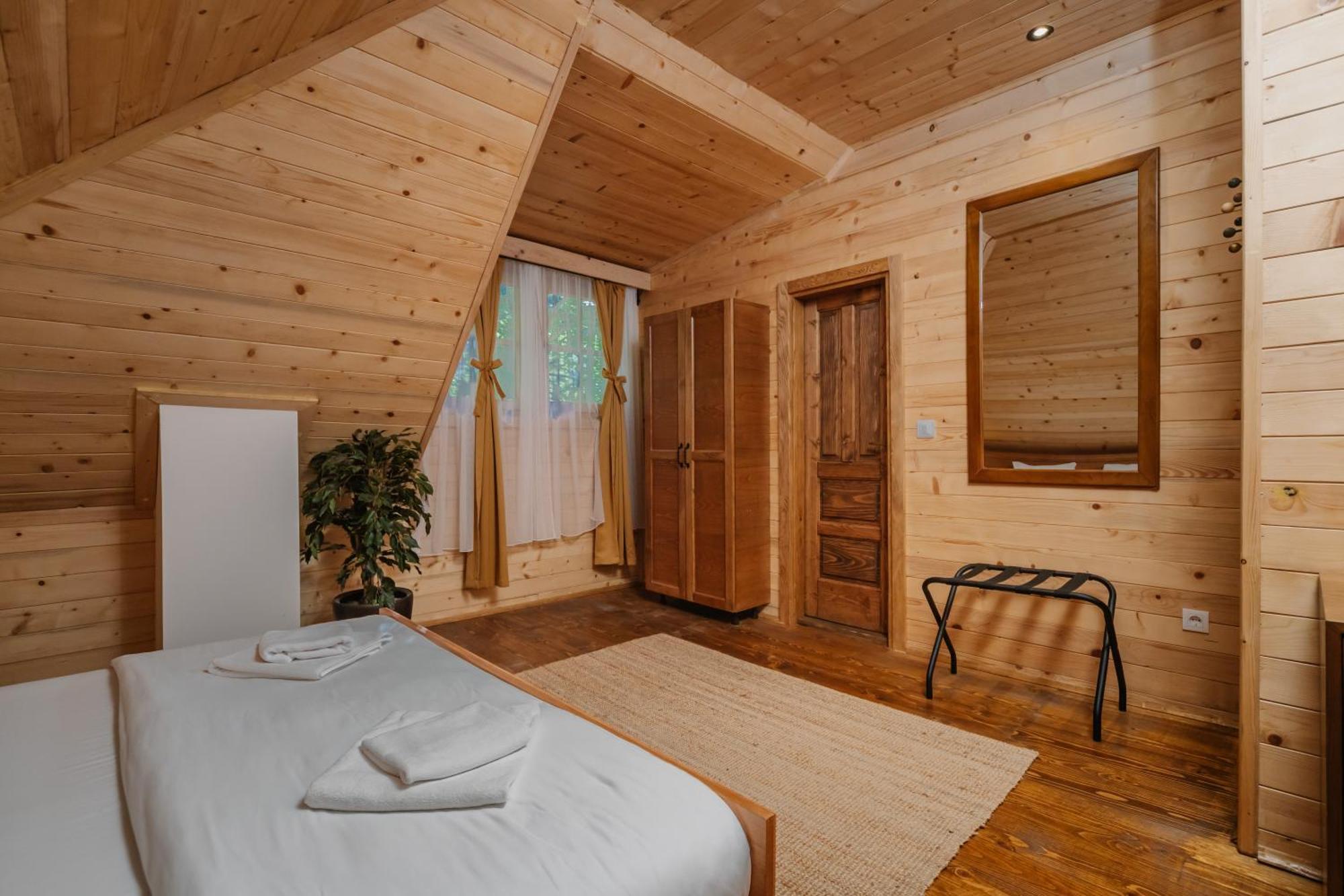 Hotel Porto Tara Žabljak Exteriör bild